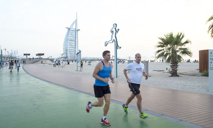 Heart-Healthy Lifestyle Tips for Dubai's Busy Professionals